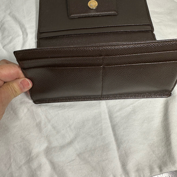 Bvlgari Leather Wallet Chocolate Brown with Snap Closure - Picture 7 of 12